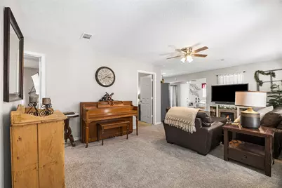 1018 Shawnee Drive, Conroe, TX 77316 - Photo 4