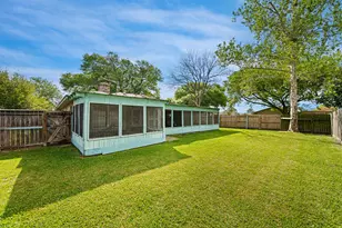 6230 Knoll West Dr, Houston, TX 77072 - Photo 22