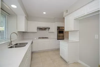 2819 Pineleaf Drive, Sugar Land, TX 77479 - Photo 10