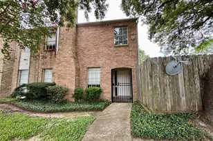 8712 Wilcrest Dr, Houston, TX 77099 - Photo 1