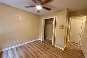 8712 Wilcrest Dr, Houston, TX 77099 - Photo 4