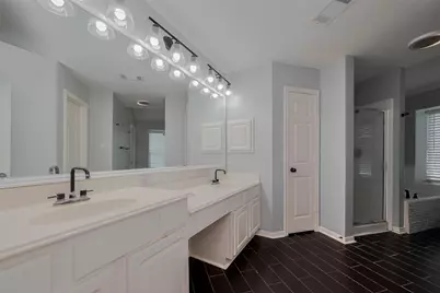 311 N Esplanade Lane, Stafford, TX 77477 - Photo 30
