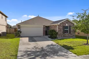 2611 Hawthorn Mill Ln, Houston, TX 77038 - Photo 16