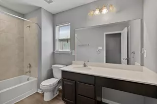 2611 Hawthorn Mill Ln, Houston, TX 77038 - Photo 24