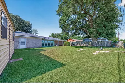 1405 Ladelle Street, Wharton, TX 77488 - Photo 28