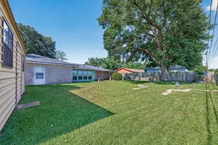 1405 La Delle St, Wharton, TX 77488 - Photo 28