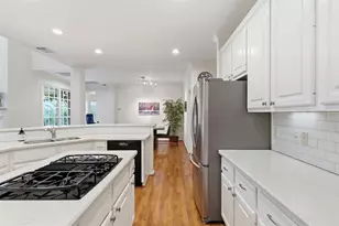 13906 Holly Lynn Ln, Houston, TX 77077 - Photo 24