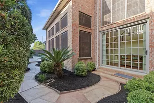 13906 Holly Lynn Ln, Houston, TX 77077 - Photo 6