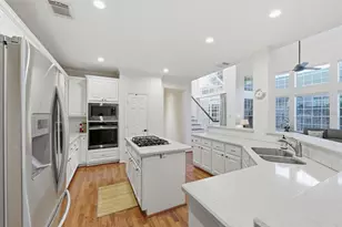 13906 Holly Lynn Ln, Houston, TX 77077 - Photo 24