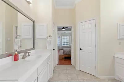 13906 Holly Lynn Lane, Houston, TX 77077 - Photo 34