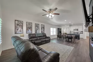 1887 Brushy Cedar Dr, Conroe, TX 77301 - Photo 6