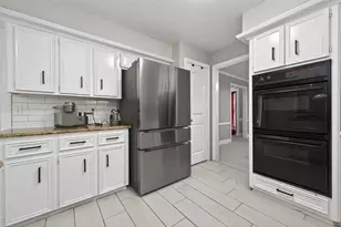 2227 Pine River Dr, Houston, TX 77339 - Photo 12