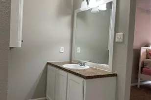 6103 Ludington Dr, Houston, TX 77035 - Photo 14