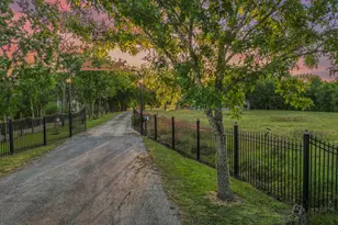 9731 Hadden Rd, Baytown, TX 77521 - Photo 8