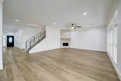 3550 Urban Woods Trail, Houston, TX 77008 - Photo 10
