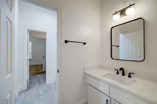 3550 Urban Woods Trail, Houston, TX 77008 - Photo 18