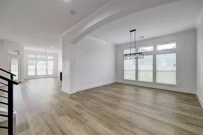 3550 Urban Woods Trail, Houston, TX 77008 - Photo 6