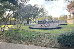 1635 Ainsdale Dr, Houston, TX 77077 - Photo 36