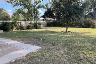 1635 Ainsdale Dr, Houston, TX 77077 - Photo 32