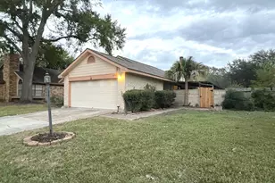 1635 Ainsdale Dr, Houston, TX 77077 - Photo 1