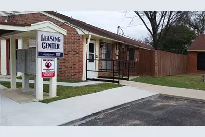 1311 Central Tx Expressway, Lampasas, TX 76550 - Photo 4