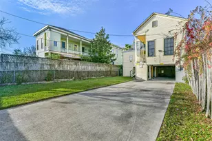 1421 Winnie St, Galveston, TX 77550 - Photo 24