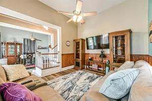 1421 Winnie St, Galveston, TX 77550 - Photo 4