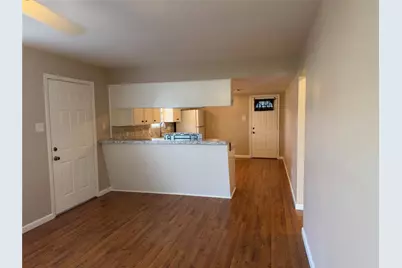 5910 Woodview Drive, Humble, TX 77396 - Photo 14