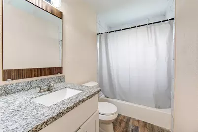 7318 Hummingbird Lane, Texas City, TX 77591 - Photo 4