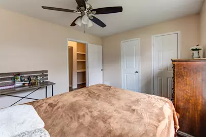 7318 Hummingbird Lane, Texas City, TX 77591 - Photo 6