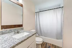 7318 Hummingbird Ln, Texas City, TX 77591 - Photo 4