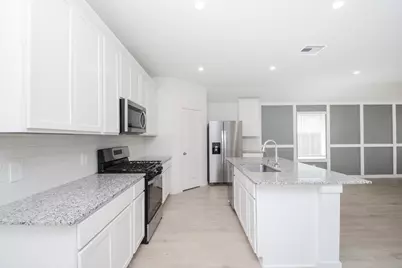 1035 Vista Pointe Drive, Fresno, TX 77545 - Photo 12