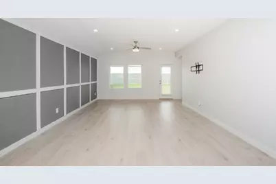 1035 Vista Pointe Drive, Fresno, TX 77545 - Photo 6