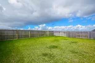 1035 Vista Pointe Dr, Fresno, TX 77545 - Photo 32