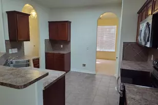 6327 Bonnie Chase Ln, Katy, TX 77449 - Photo 10