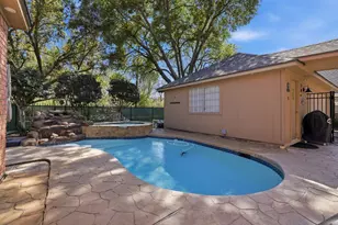 4519 Castlewood St, Sugar Land, TX 77479 - Photo 38