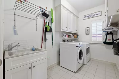 4519 Castlewood Street, Sugar Land, TX 77479 - Photo 32