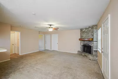 2714 8th Avenue N, Texas City, TX 77590 - Photo 4