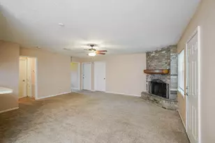 2714 8th Ave N, Texas City, TX 77590 - Photo 4