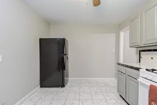2219 Wakefield Dr, Houston, TX 77018 - Photo 10