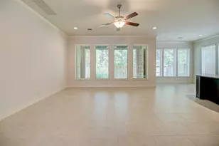 19 Daffodil Meadow Pl, The Woodlands, TX 77375 - Photo 4