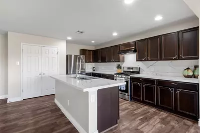 11718 Wren Crossing Drive, Houston, TX 77038 - Photo 8