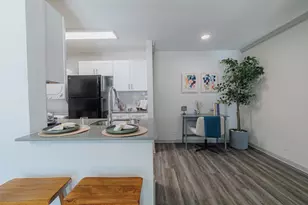 200 Hallow Tree Ln, Houston, TX 77090 - Photo 2