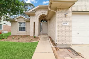 13806 Arapaho Shadow Ct, Cypress, TX 77429 - Photo 2