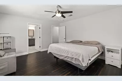 2114 Briargreen Drive, Houston, TX 77077 - Photo 26