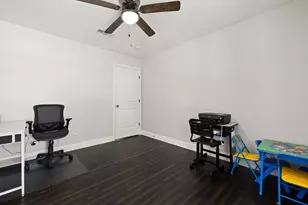 2114 Briargreen Dr, Houston, TX 77077 - Photo 24