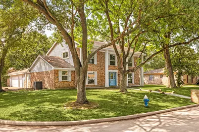 2114 Briargreen Drive, Houston, TX 77077 - Photo 2