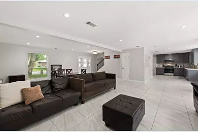 2114 Briargreen Drive, Houston, TX 77077 - Photo 6