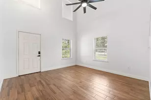 140 Rustic Colony Ln, Dickinson, TX 77539 - Photo 8