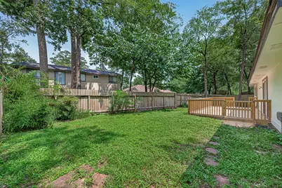 8 N Brook Pebble Court, The Woodlands, TX 77380 - Photo 46